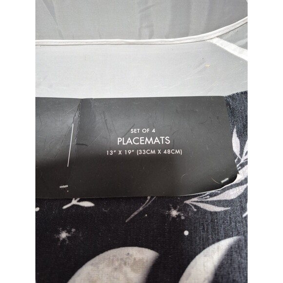 Tahari Placemats 4 Rare Moon Phases Celestial - Picture 2 of 4